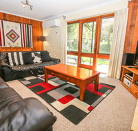 Cedar Holiday Units - Apartment 1 - Accommodation Redcliffe