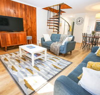 Cedar Holiday Units - Apartment 5 - Accommodation Redcliffe