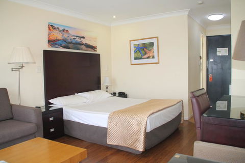 Centenary Motor Inn - Accommodation Redcliffe 1