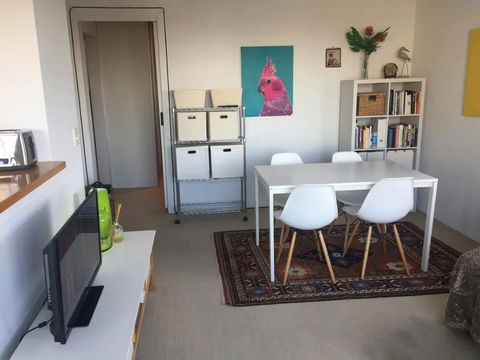 Centennial Park 1 Bedroom Apartment - Accommodation Redcliffe 1