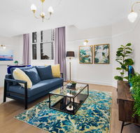 Central Apartment with Spacious Living and Dining - Accommodation Redcliffe