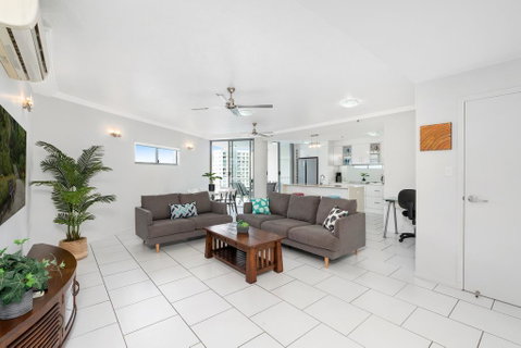Centrepoint Apartments - Accommodation Redcliffe 2
