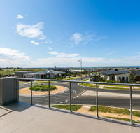 Centreside Ocean Views 59 - Accommodation Redcliffe