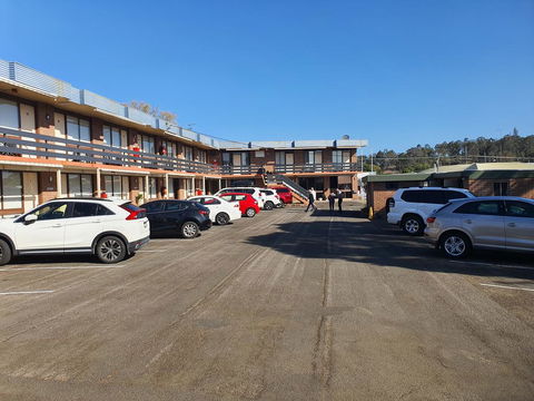 Cessnock Vintage Motor Inn - Accommodation Redcliffe 0