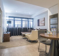 Chic  comfy 1 Bed home Silkari Suite Chdatswood - Accommodation Redcliffe