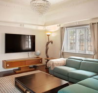 Chic 2 Bedroom Ground Floor Apartment In Trendy New Farm - Accommodation Redcliffe