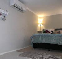 Churchill's BB twin spa getaway - Accommodation Redcliffe
