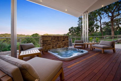 Cinque - Accommodation Redcliffe 1