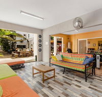 Civic Guesthouse - Accommodation Redcliffe