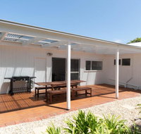 Classic Beach House in Rye - Accommodation Redcliffe