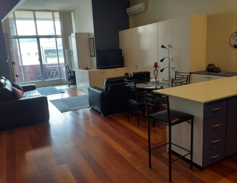 Cleopa Apartment Camperdown - Accommodation Redcliffe 0