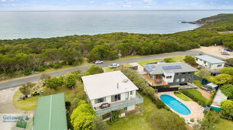 Cliffhanger - Pet Friendly - Accommodation Redcliffe 2