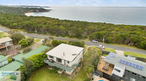 Cliffhanger - Pet Friendly - Accommodation Redcliffe 1