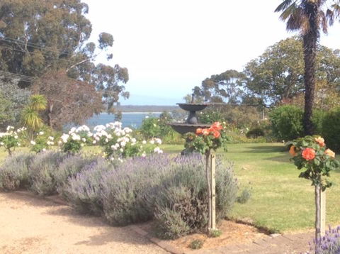 Clovelly Cottage - Accommodation Redcliffe 1