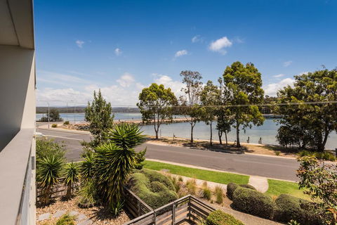 Coast Resort Merimbula - Accommodation Redcliffe 3