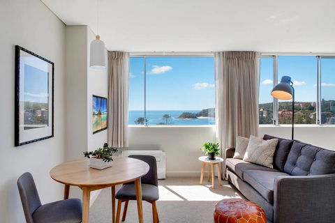 Coastal Chic Designer Apartment - Accommodation Redcliffe 1