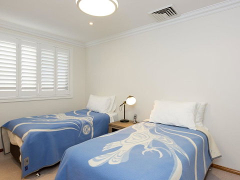 Coastal Haven @ Gerroa - Accommodation Redcliffe 2
