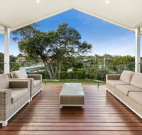 Coastal Living - Accommodation Redcliffe