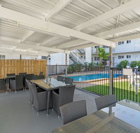 Cocos Holiday Apartments - Accommodation Redcliffe