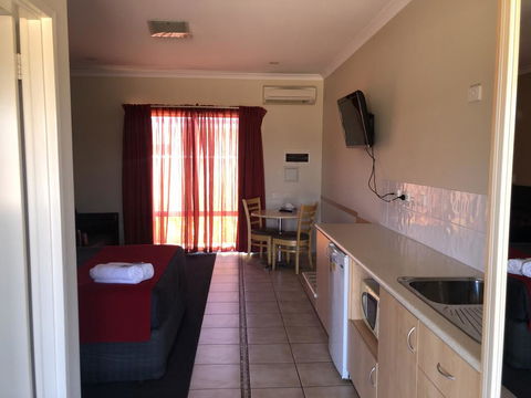 Collie Ridge Motel - Accommodation Redcliffe 1