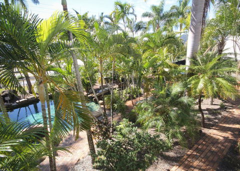 Colonial Palms Motor Inn - Accommodation Redcliffe 1