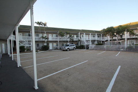 Colonial Rose Motel - Accommodation Redcliffe 2