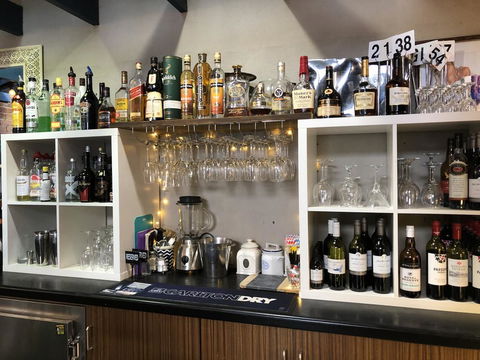 Colony Inn Hotel - Accommodation Redcliffe 1