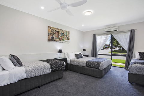 Comfort Inn May Park - Accommodation Redcliffe 1