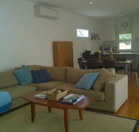 Cooinda - Accommodation Redcliffe