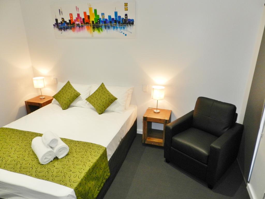 Pioneer QLD Accommodation Redcliffe