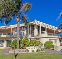Coral Sands 3 - Pebbly Beach - Accommodation Redcliffe