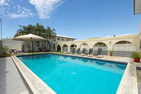 Coral Sands Motel - Accommodation Redcliffe 0