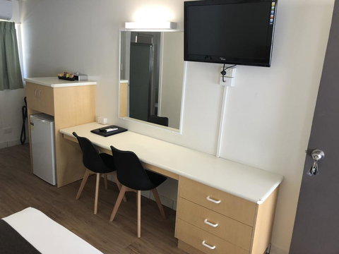 Coral Sands Motel - Accommodation Redcliffe 3