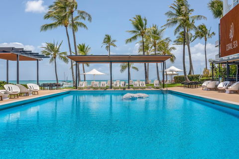 Coral Sea Marina Resort - Accommodation Redcliffe 1