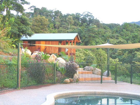 Coral Sea Views - Accommodation Redcliffe 0