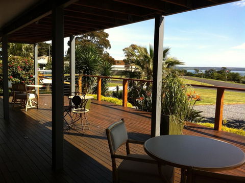 Corinella On The Esplanade Bed & Breakfast - Accommodation Redcliffe 1
