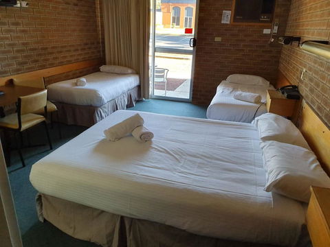 Corowa Golf Club Motel - Accommodation Redcliffe 1