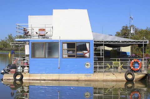 Corroboree Houseboats - Accommodation Redcliffe 1