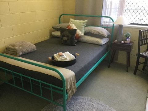 Cosy Bed & Breakfast - Accommodation Redcliffe 1