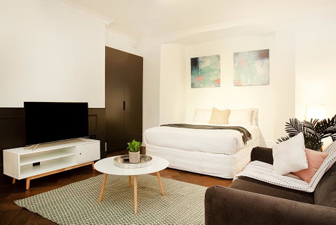 Cosy Studio Near Trains, Restaurants, Bars And Parks - Accommodation Redcliffe 1