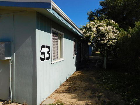 Cottage 53 - Topspot Cottages - Accommodation Redcliffe 0