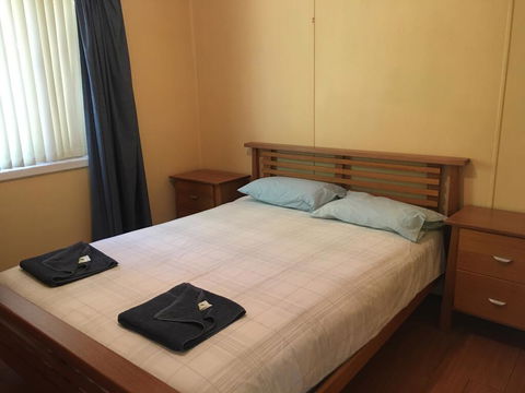 Cottage 53 - Topspot Cottages - Accommodation Redcliffe 1
