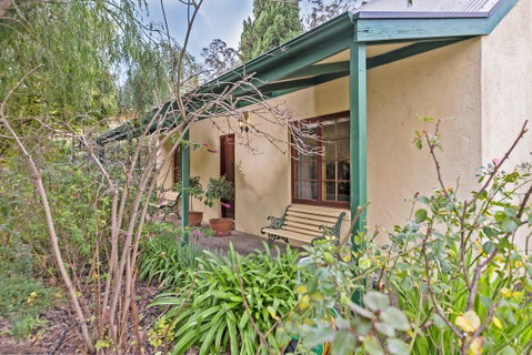 Country Pleasures Bed And Breakfast - Accommodation Redcliffe 1