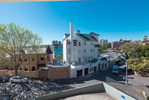 Couple's Gateway In Sunny Elizabeth Bay - Accommodation Redcliffe 3