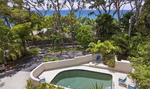 Cove Point 5 - Accommodation Redcliffe 0