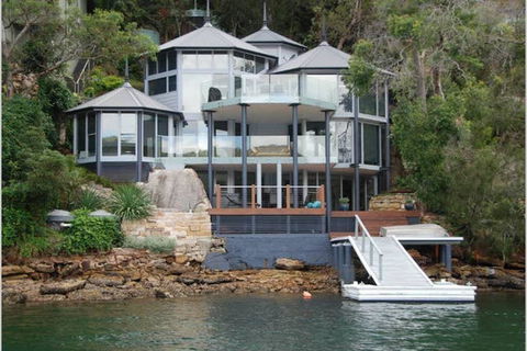 CowanWaters - Accommodation Redcliffe 0