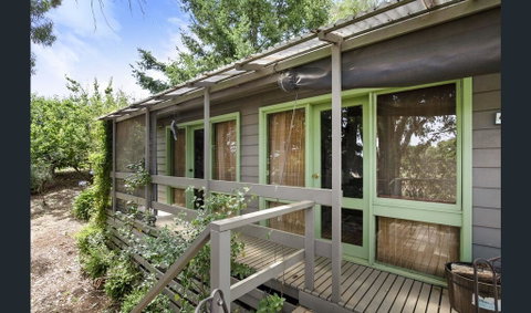 Cozy Stay Cottage - Accommodation Redcliffe 1