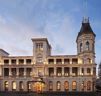 Craig's Royal Hotel - Accommodation Redcliffe