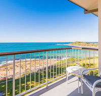 Craigmore On the Beach Unit 13 - views views - Accommodation Redcliffe