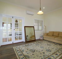 Crescent Haven 2A View Street - Accommodation Redcliffe